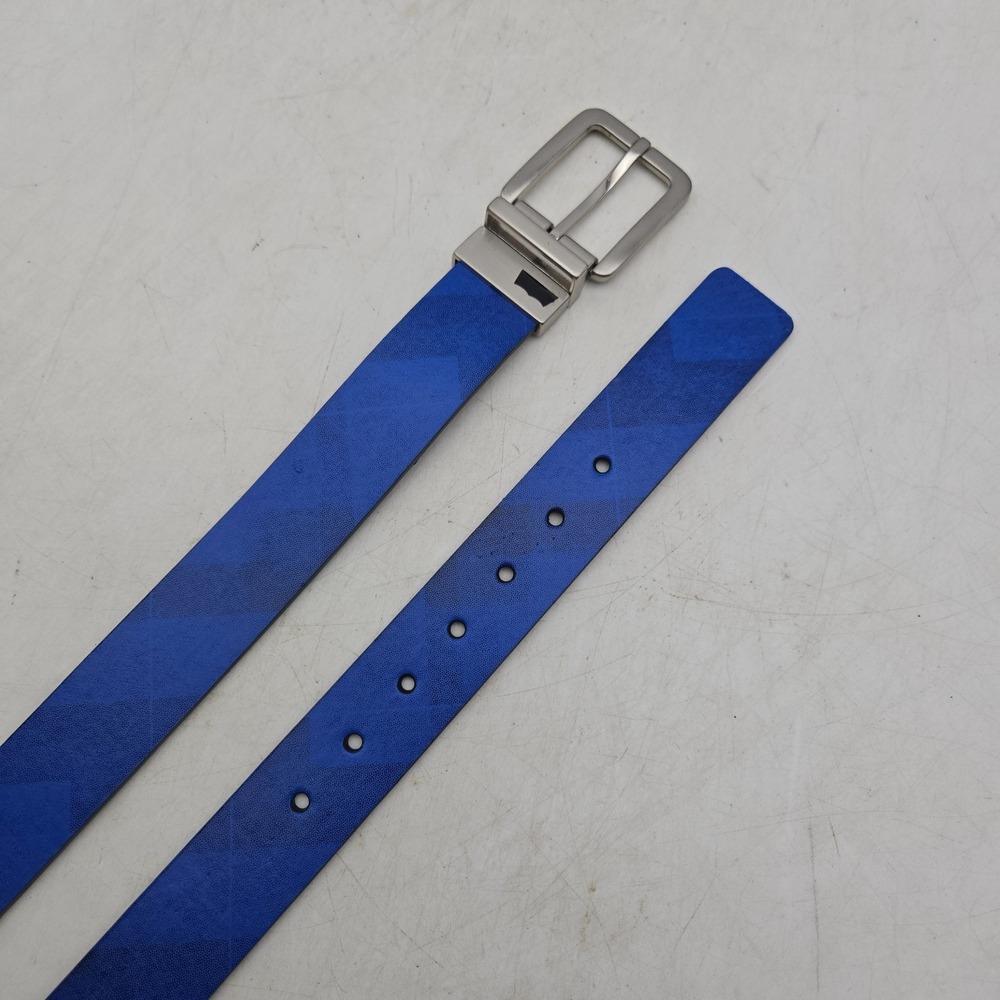 Levi's Belt Blue Black Reversible Syn Leather Mens 28 Gunmetal Buckle NWOT